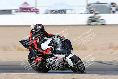 media/Jan-08-2022-SoCal Trackdays (Sat) [[1ec2777125]]/Turn 15 Inside (950am)/